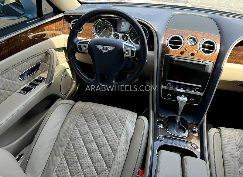 Bentley Flying Spur 2017 for Sale in Sharjah Image-12