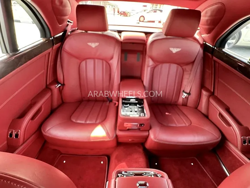 Bentley Mulsanne 2013 for Sale in Sharjah Image-15