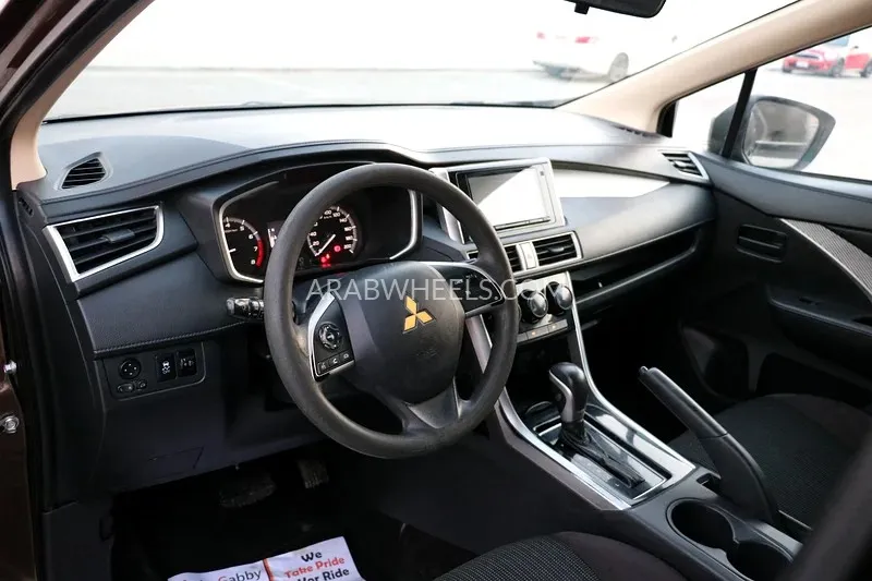 Mitsubishi Xpander 2022 for Sale in Abu Dhabi Image-10