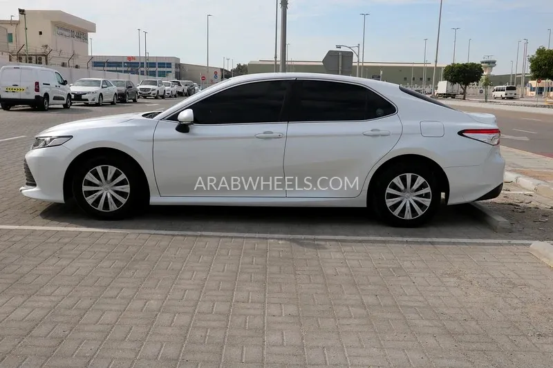 تويوتا كامري 2019 for Sale in أبو ظبي Image-8