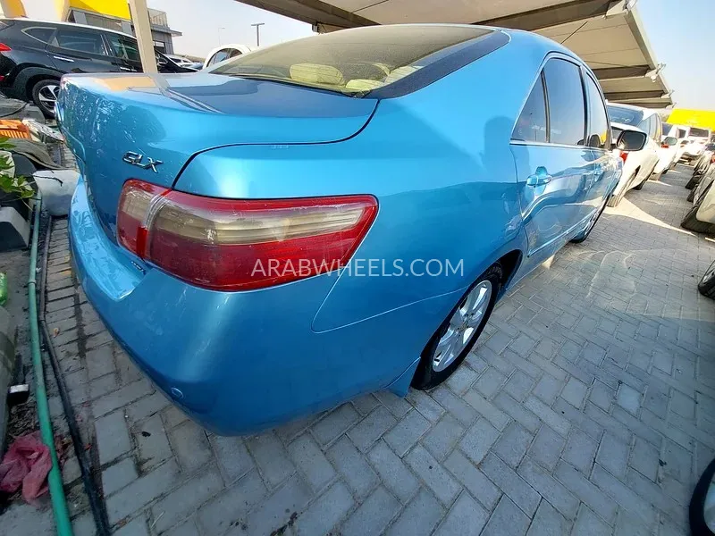 Toyota Camry 2007 for Sale in Sharjah Image-3
