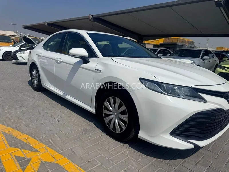تويوتا كامري 2019 for Sale in الشارقة Image-1
