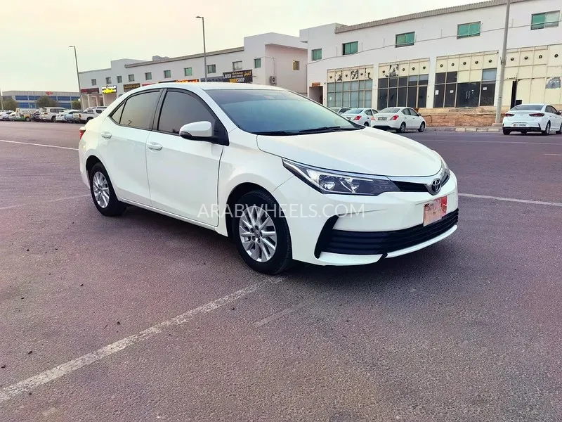 Toyota Corolla 2019 for Sale in Abu Dhabi Image-5