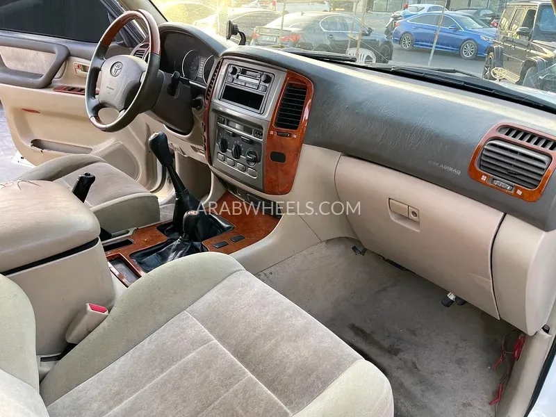 Toyota Land Cruiser 2006 for Sale in Sharjah Image-8
