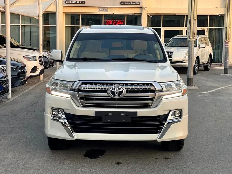 Toyota Land Cruiser 2016 for Sale in Sharjah Image-3