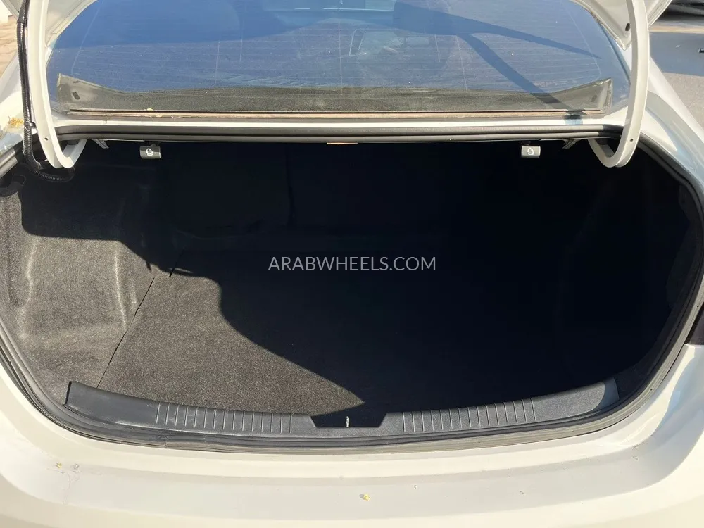 Chevrolet Malibu 2022 for Sale in Sharjah Image-14