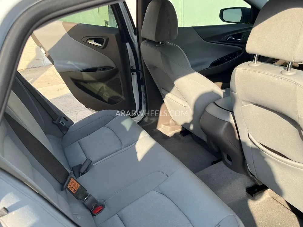 Chevrolet Malibu 2022 for Sale in Sharjah Image-13