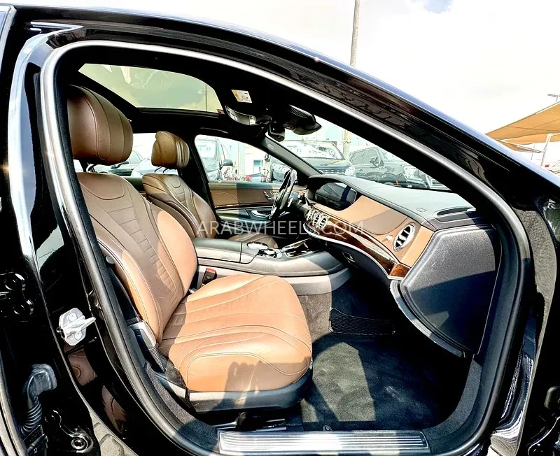 مرسيدس بنز CLS Class 2020 for Sale in الشارقة Image-12