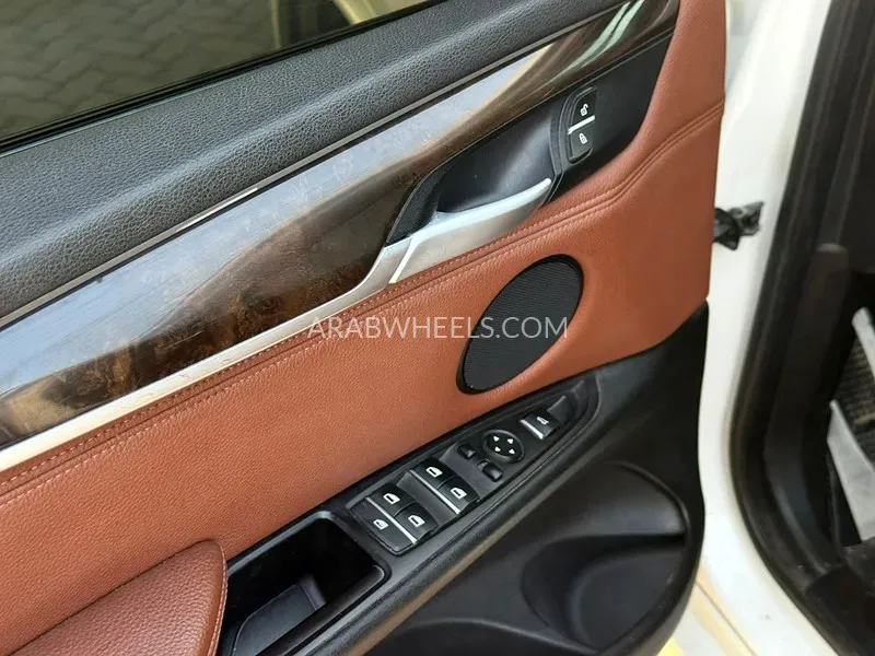 BMW iX5 2016 for Sale in Sharjah Image-17
