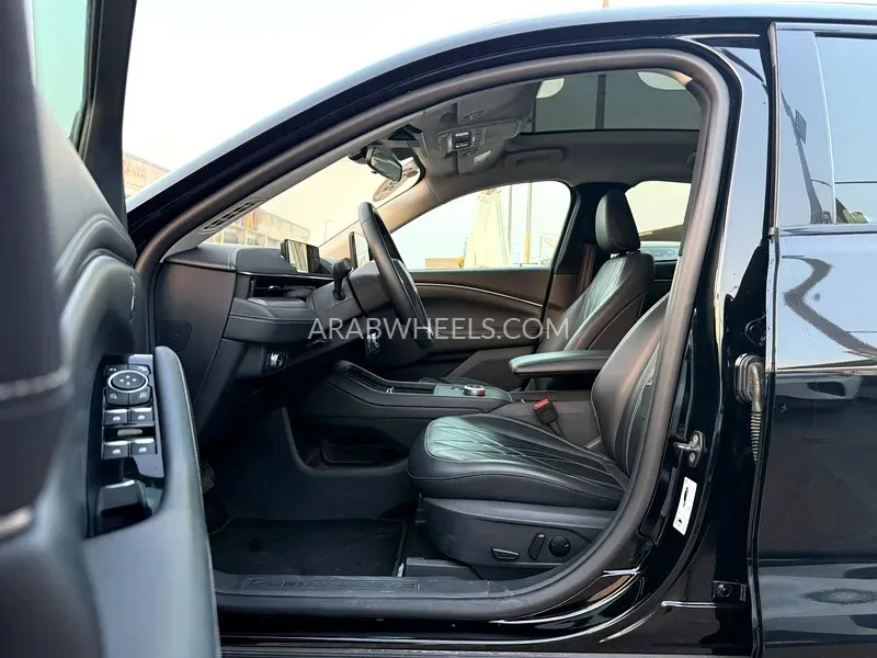Ford Mustang Mach E 2022 for Sale in Sharjah Image-7