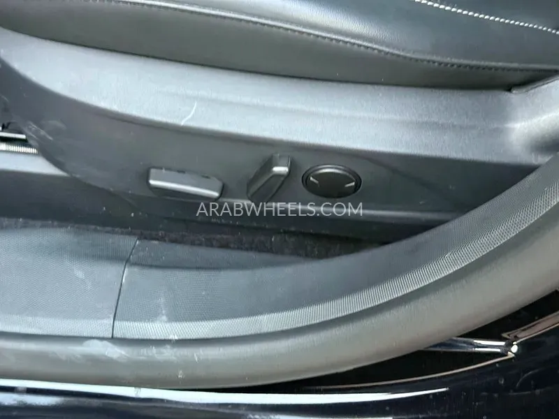 Ford Mustang Mach E 2022 for Sale in Sharjah Image-14