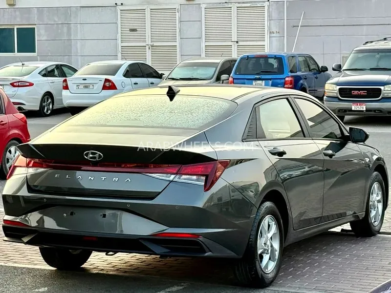هيونداي إلنترا 2023 for Sale in الشارقة Image-4