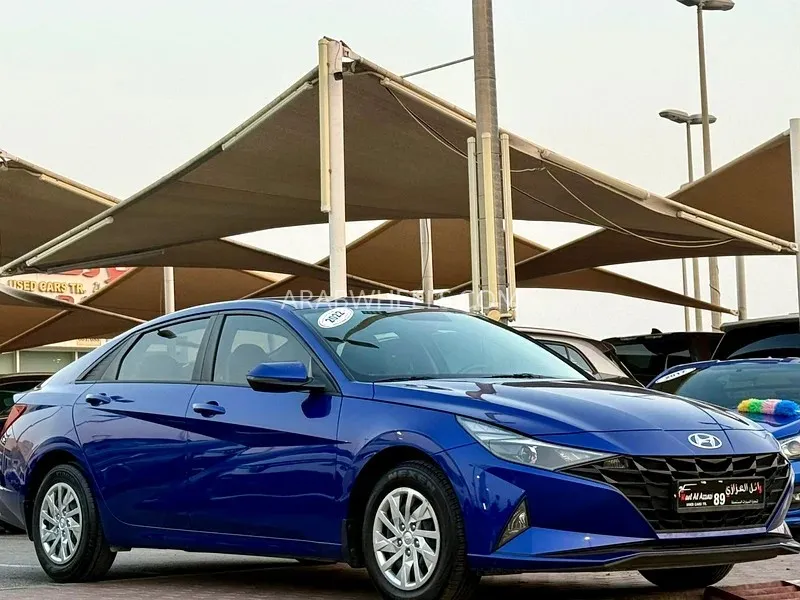 Hyundai Elantra 2022 for Sale in Sharjah Image-2