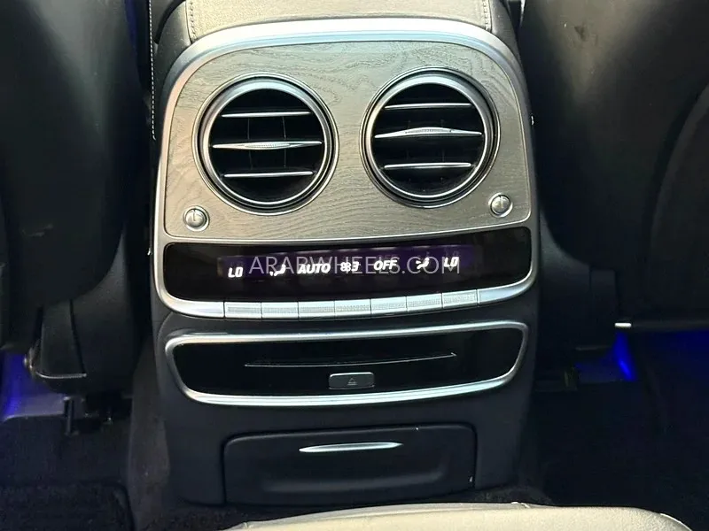 Mercedes Benz CLS Class 2015 for Sale in Sharjah Image-19