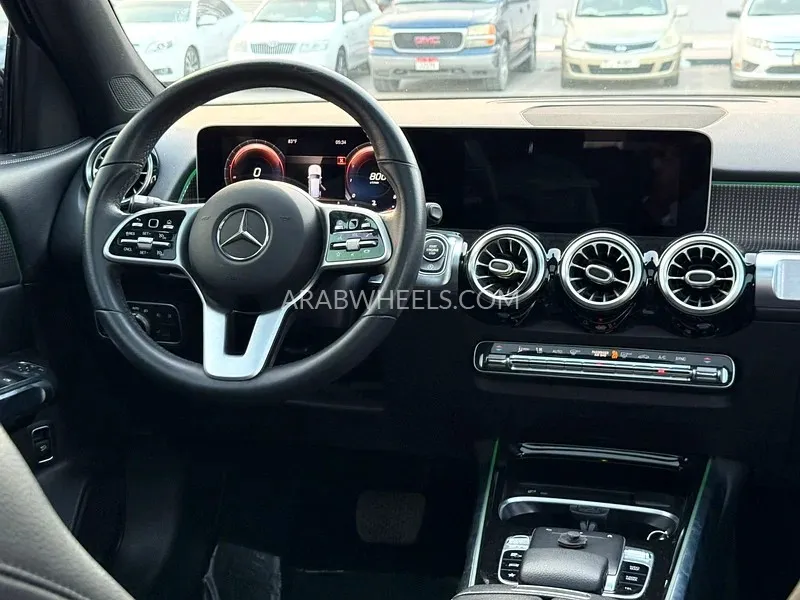Mercedes Benz GLB 2020 for Sale in Sharjah Image-9