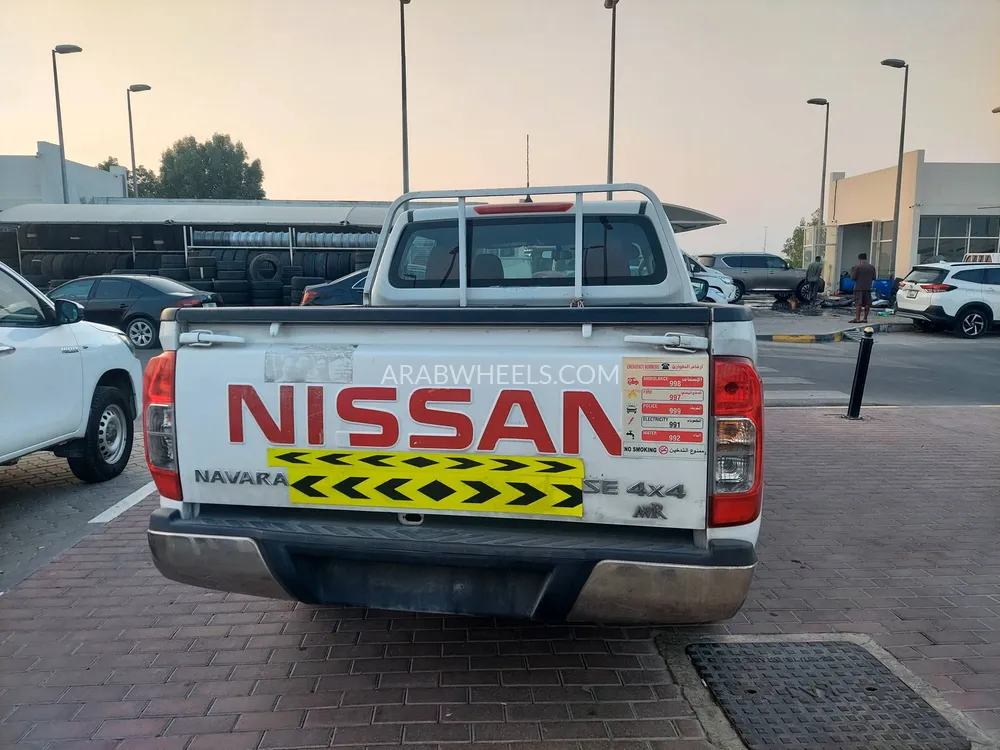 Nissan Navara 2016 for Sale in Sharjah Image-5