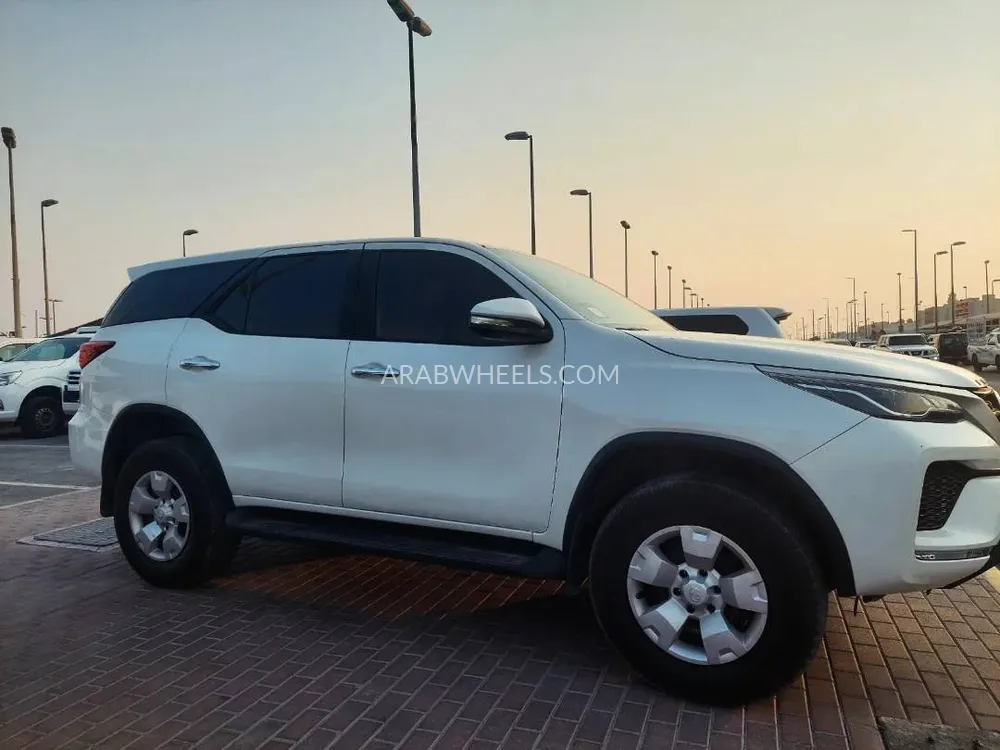 Toyota Fortuner 2022 for Sale in Sharjah Image-5