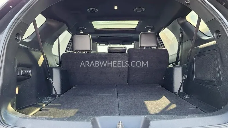 Ford Explorer 2019 for Sale in Dubai Image-17