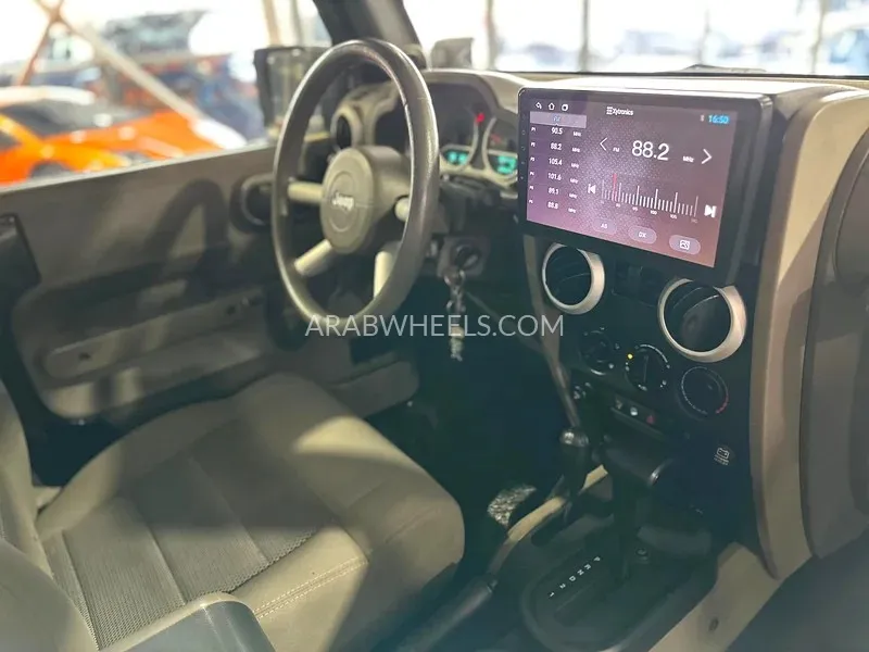 Jeep Wrangler 2009 for Sale in Dubai Image-5