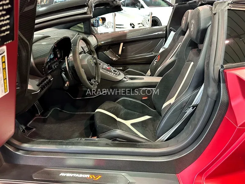 Lamborghini Aventador 2020 for Sale in Dubai Image-7