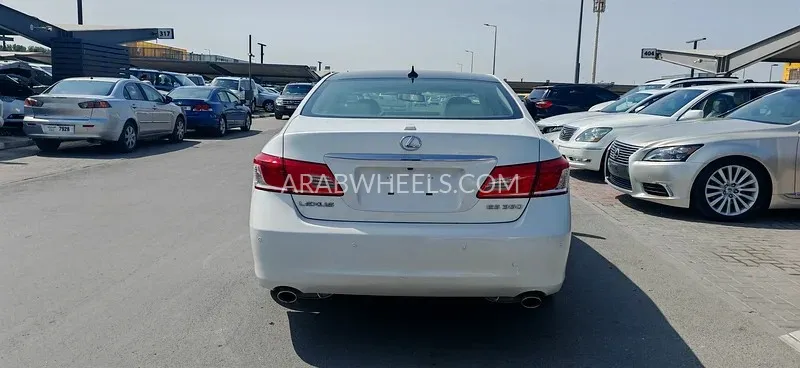 Lexus ES 2012 for Sale in Sharjah Image-6