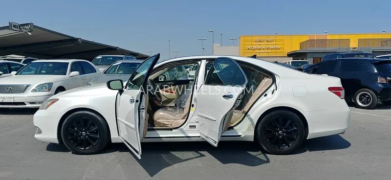 Lexus ES 2012 for Sale in Sharjah Image-11