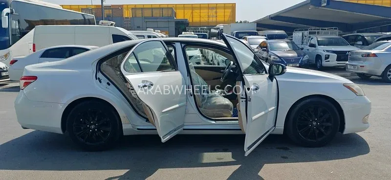 Lexus ES 2012 for Sale in Sharjah Image-15