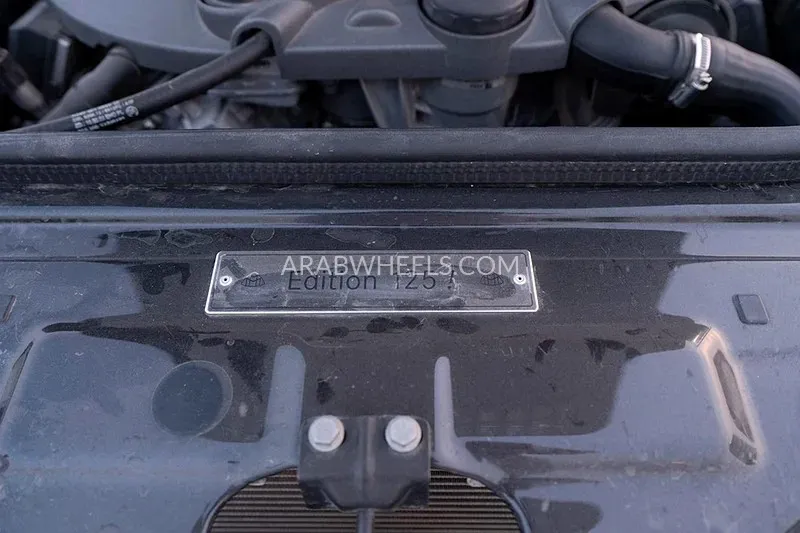 مايباخ 57 2012 for Sale in دبي Image-16