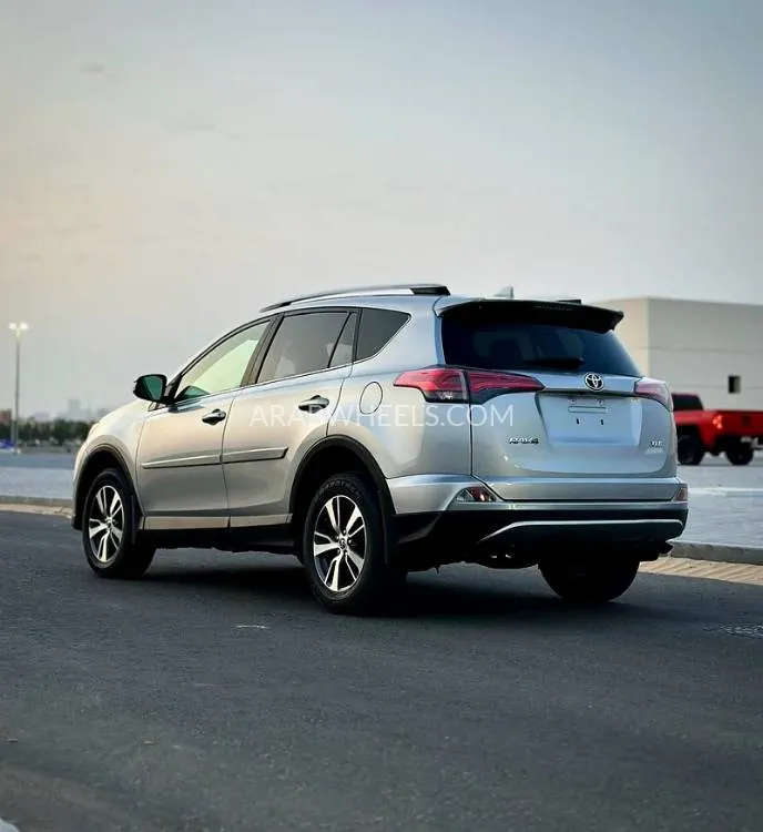 Toyota Rav4 2017 for Sale in Dubai Image-6