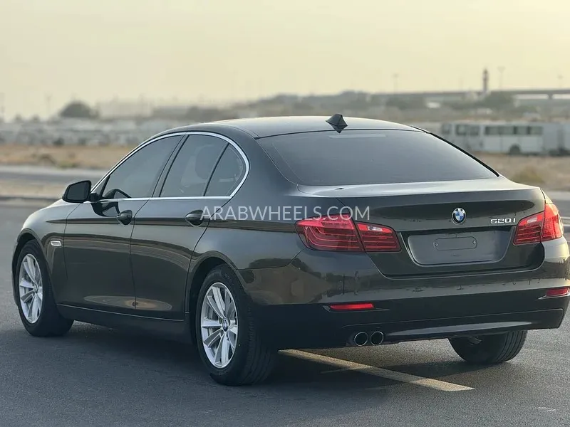 BMW 5 series 2016 for Sale in Sharjah Image-5