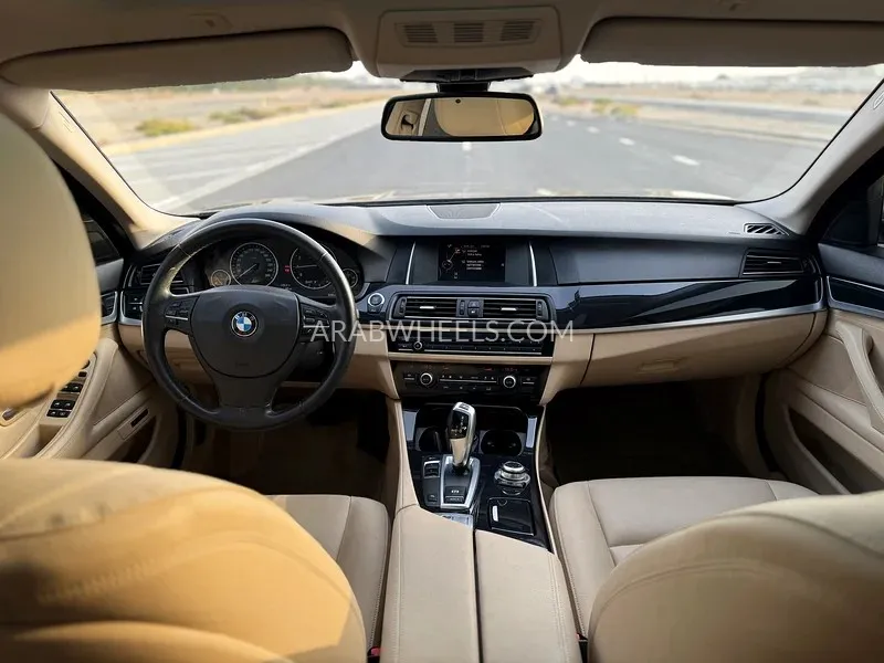 BMW 5 series 2016 for Sale in Sharjah Image-12