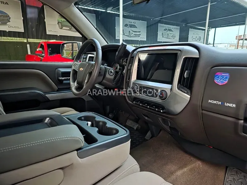 Chevrolet Silverado 2015 for Sale in Ajman Image-8