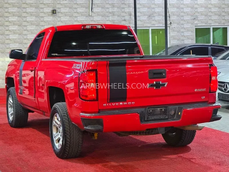 شيفروليه سيلفرادو 2017 for Sale in عجمان Image-10