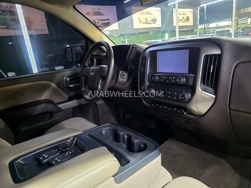 شيفروليه سيلفرادو 2017 for Sale in عجمان Image-15