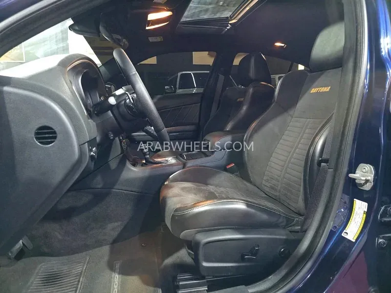 Dodge Charger 2017 for Sale in Ajman Image-10