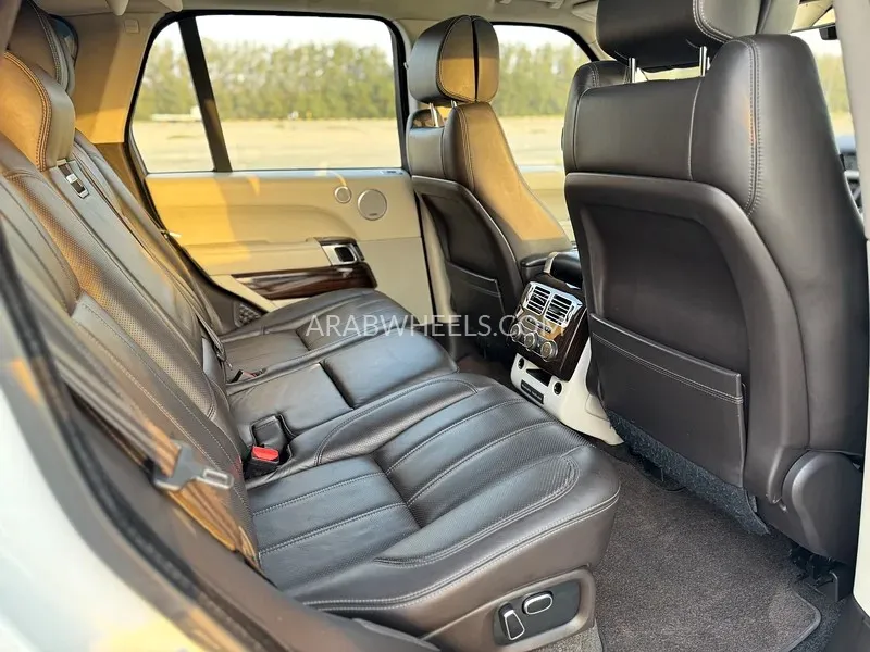 Land Rover Range Rover 2014 for Sale in Sharjah Image-11