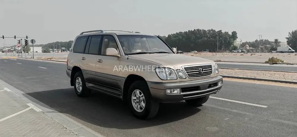 Lexus LX 2002 for Sale in Sharjah Image-2