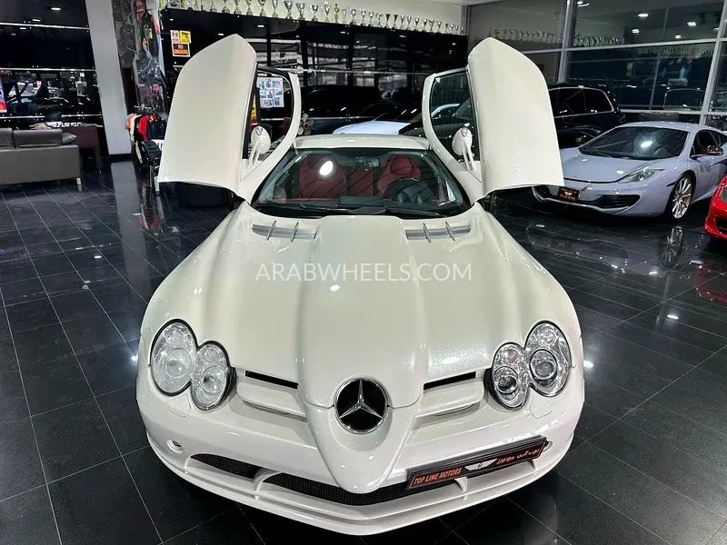 Mercedes Benz SLR 2005 for Sale in Dubai Image-6