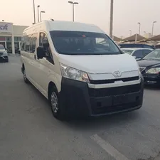 Toyota Hiace 3.5L High Roof Commuter 2022 for Sale