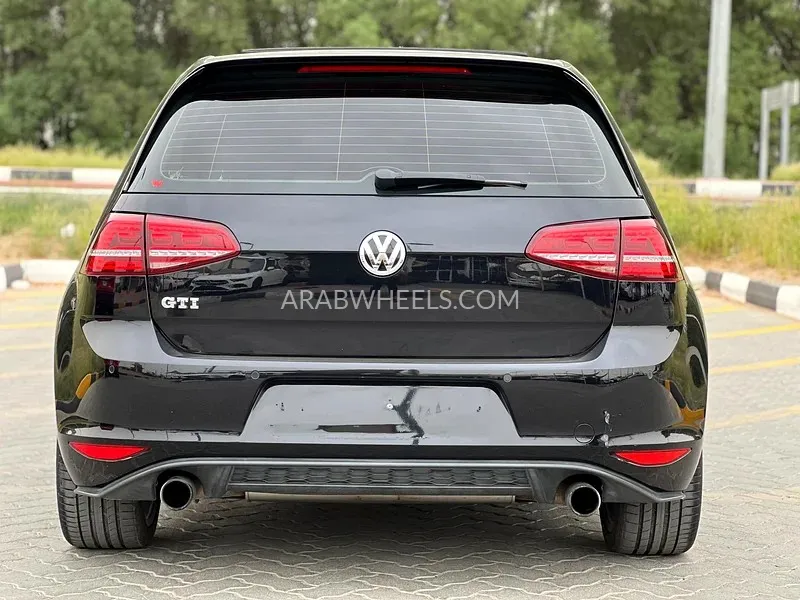 Volkswagen Golf GTI 2015 for Sale in Sharjah Image-13
