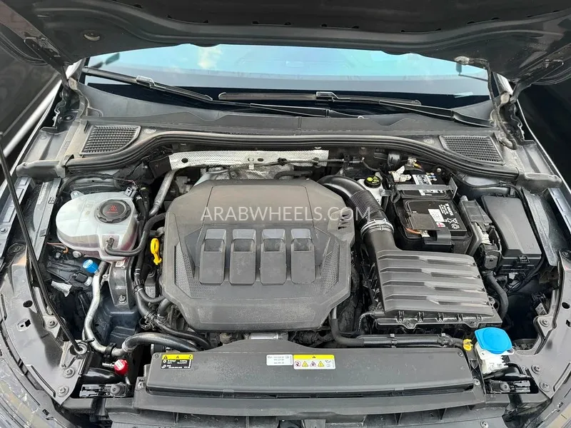  فولكس واجن جولف جي تي آي 2023 for Sale in الشارقة Image-16