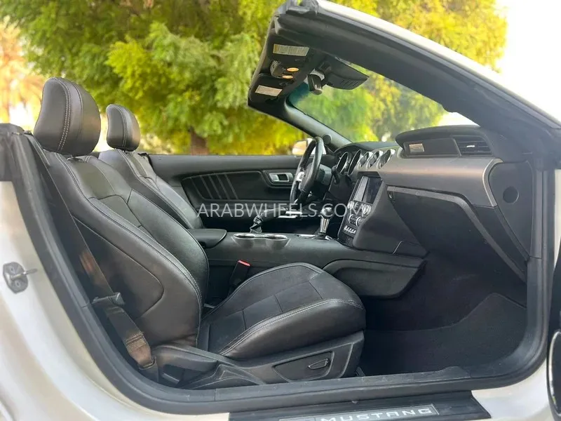 Ford Mustang 2023 for Sale in Sharjah Image-17