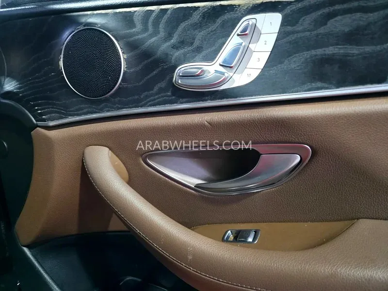 Mercedes Benz E Class 2018 for Sale in Ajman Image-17