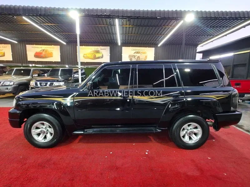Nissan Patrol 2006 for Sale in Ajman Image-7