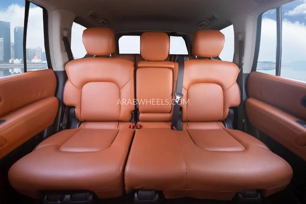 Nissan Patrol 2021 for Sale in Dubai Image-13
