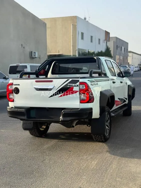 تويوتا هايلوكس 2018 for Sale in دبي Image-19