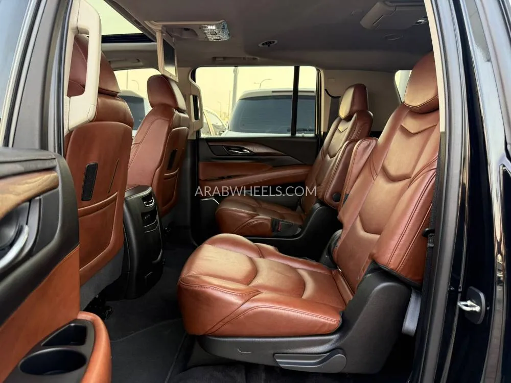 Cadillac Escalade 2020 for Sale in Abu Dhabi Image-7