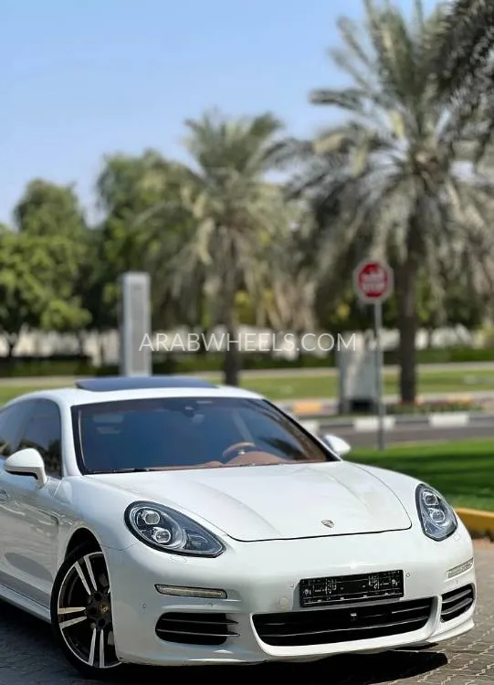 Porsche Panamera 2014 for Sale in Sharjah Image-9