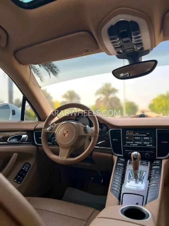 Porsche Panamera 2014 for Sale in Sharjah Image-14