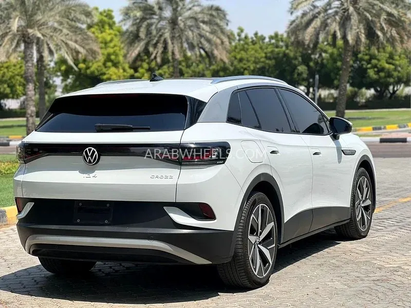 Volkswagen ID.4 2021 for Sale in Sharjah Image-3